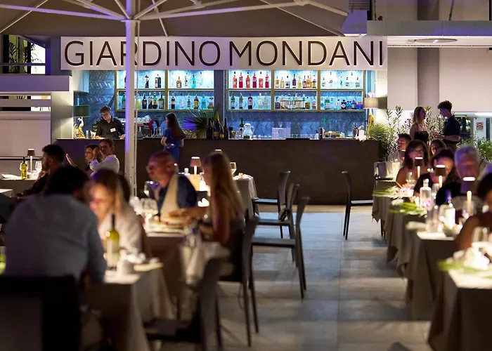 Executive Evolution Hotel