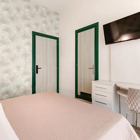 Executive Evolution - Inclusa فندق تْشيزيناتيكو